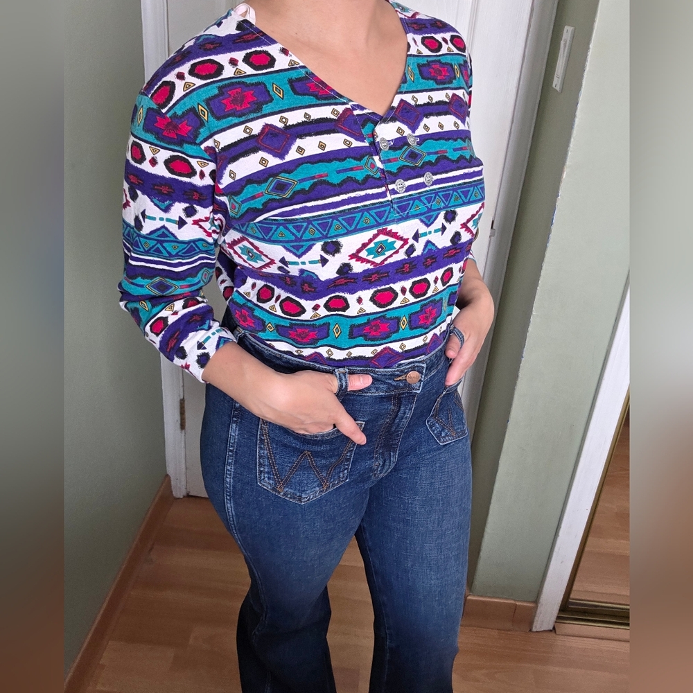 VTG. Southwestern Design Colorful Geometric Patterned Western Rodeo Top 80s  Lrg